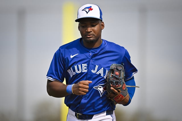 DUNEDIN, FLORIDA - FEBRUARY 29 : Toronto Blue Jays shortstop Orelvis Martinez (13) during a MLB spring training game against Philadelphia Phillies at TD Ballpark on February 29, 2024 in Dunedin , Florida. (Miguel J. Rodriguez Carrillo/VIEWpress)