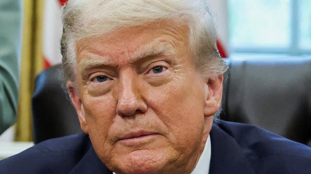 Le président américain Donald Trump dans le Bureau ovale de la Maison-Blanche à Washington, le 15 septembre 2025.