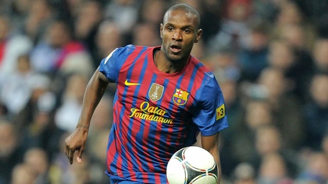 Eine Falschmeldung der schlimmsten Sorte ... Barça-Legende Éric Abidal (46/193 Pflichts...