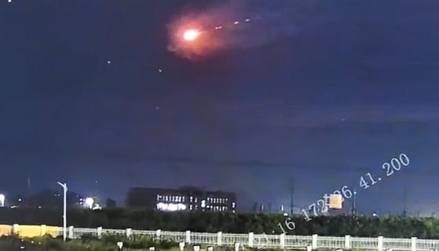 This CCTV footage uploaded to Chinese social media platform Weibo shows an unknown flying object over Weifang, Shandong Province.