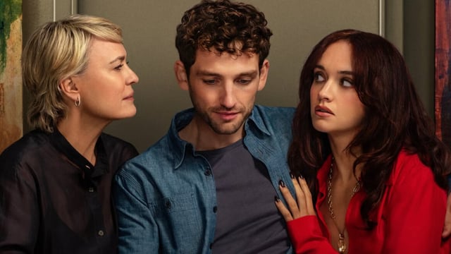 Laura, Daniel, and Cherry in The Girlfriend