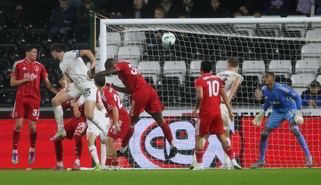 Soccer Football - Carabao Cup - Third Round - Swansea City v Nottingham Forest - Swansea.com Stadium, Swansea, Wales, Britain - September 17, 2025 Swansea City's Cameron Burgess scores their first goal Action Images via Reuters/Paul Childs