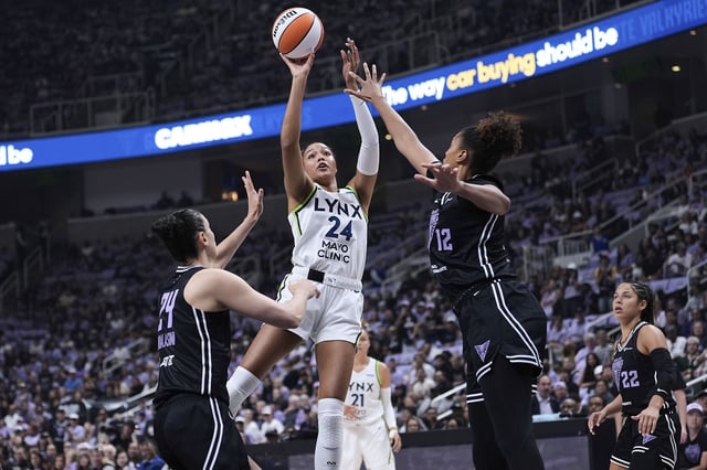 Lynx forward Collier (No. 24) led the way for Minnesota in Game 2.