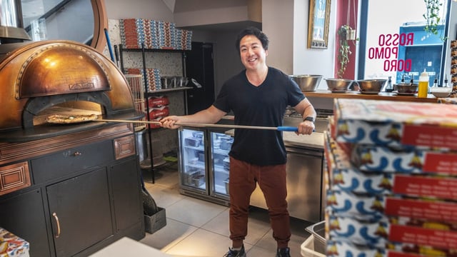 Will Shu set up Deliveroo after delivering pizza in Fulham to his friends