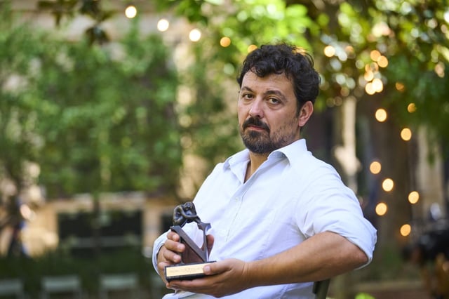 El autor extremeño Francisco Serrano gana la XXI edición del Premio Tusquets Editores de Novela.