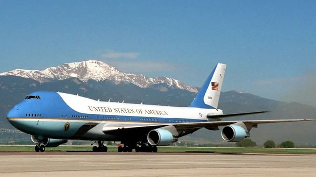 El avión de Donald Trump estuvo cerca de chocar con otro. 