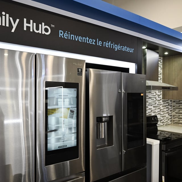 samsung fridges on display