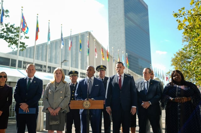 Mayor Eric Adams (at podium), NYPD Commissioner Jessica Tisch, the United States Secret Service, the Diplomatic Security Service, and the United Nations Department of Safety and Security brief New Yorkers on safety ahead of the United Nations General Assembly on Thursday, Sept. 18, 2025. (Michael Appleton / Mayoral Photography Office)