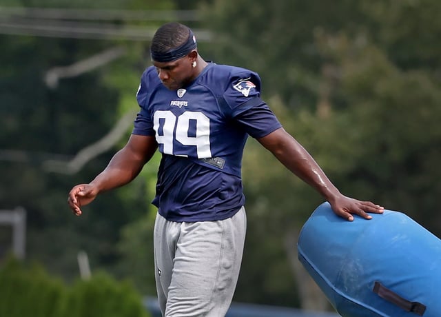 Foxboro, MA - Keion White runs through a drill during Patriot’s practice at Gillette Stadium . (Nancy Lane/Boston Herald)