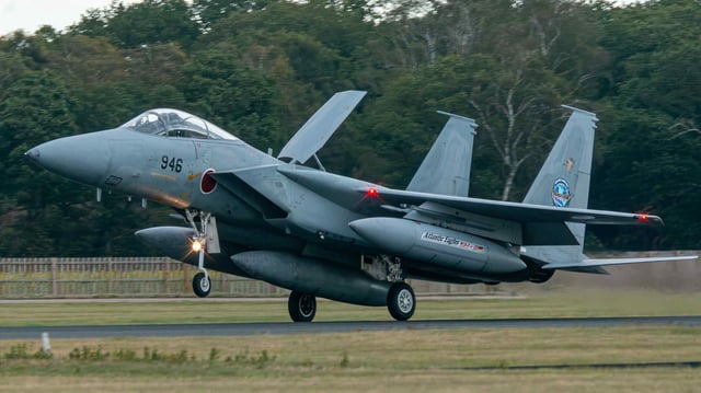 JASDF F-15J “Jintei 2“ lands at RAF Coningsby. (Image credit: Glenn Lockett)