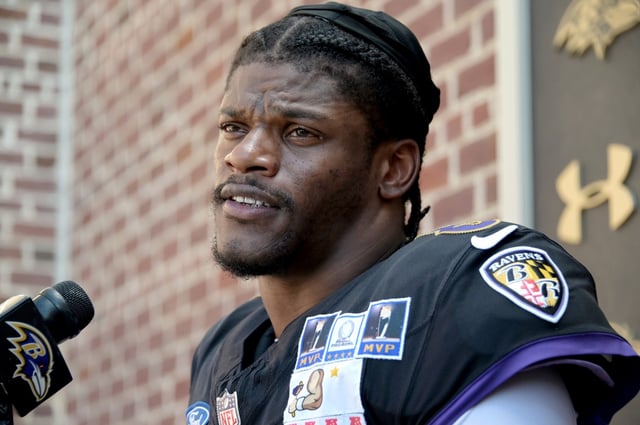 Baltimore Ravens quarterback Lamar Jackson takes questions following practice. (Kim Hairston/staff).