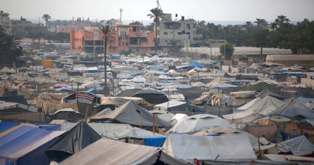 El director de la OMS señaló que "la incursión militar y las órdenes de evacuación en el norte de Gaza provocan nuevas olas de desplazamiento". Foto: X UNRWAes