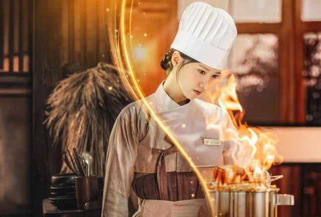 La chef Yeon Ji-young vive en una época totalmente distinta a la suya, por lo que se enfrenta a diversos retos en "Bon appétit, majestad" (Foto: Studio Dragon / Film Grida / Jung Universe)