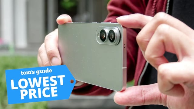 Galaxy s25 edge in hand with a lowest price sticker