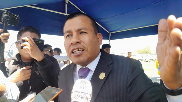 Alcalde de La Joya, Cristhian Cuadros Treviño, llegó a evento oficial en estado de ebriedad. Foto: GEC.