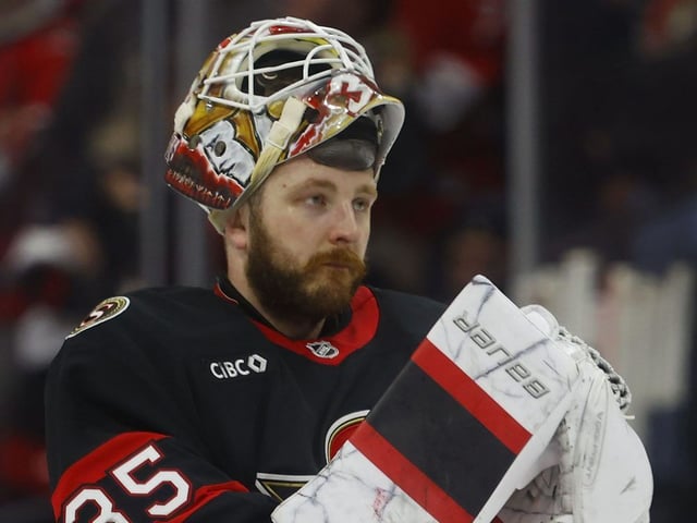 Ottawa Senators goaltender Linus Ullmark.