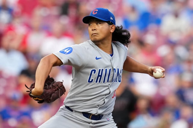 Cubs starter Shota Imanaga delivers in the first inning against the Reds at Great American Ball Park on Sept. 19, 2025, in Cincinnati. (Dylan Buell/Getty Images)