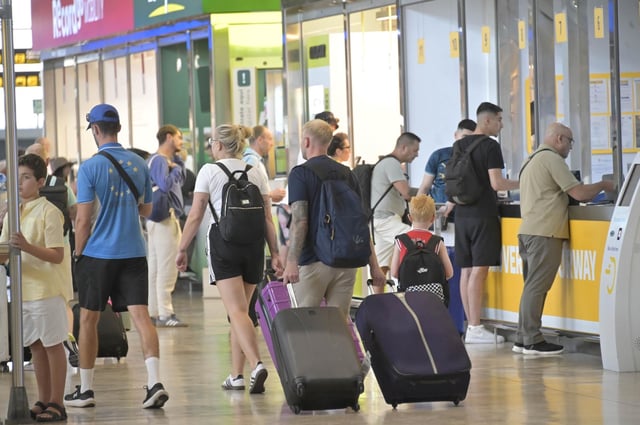 Pasajeros en el aeropuerto, en una imagen de archivo