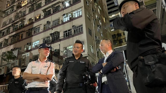El explosivo fue descubierto en un distrito residencial y comercial en el lado oeste de la isla de Hong Kong.