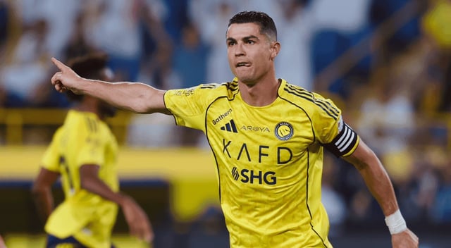 CR7 imparable: Cristiano Ronaldo marcó un doblete y llegó al gol número 945 goles - VIDEO