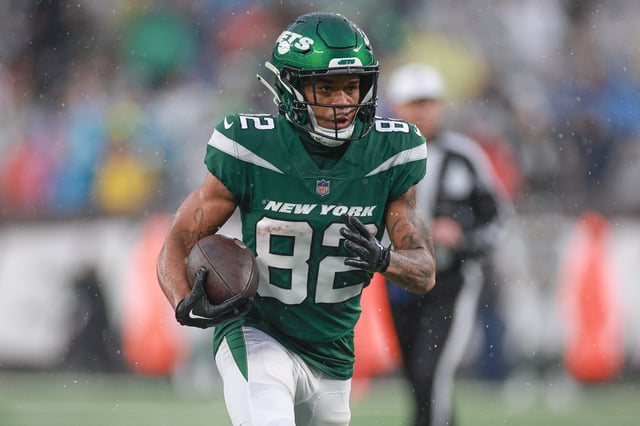 Dec 10, 2023; East Rutherford, New Jersey, USA; New York Jets wide receiver Xavier Gipson (82) scores a rushing touchdown during the second half against the Houston Texans at MetLife Stadium. Mandatory Credit: Vincent Carchietta-USA TODAY Sports/File photo