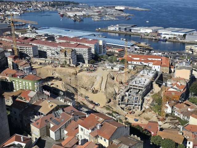 Construcción de viviendas en Vigo.