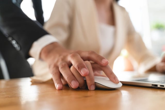 Shortly after He joined her company, Zhu became attracted to him. Although both were married at the time, they quickly started an affair. Photo: Shutterstock