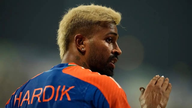 Hardik Pandya Creates History; Breaks Multiple Records; Becomes First Player In The World To take 15 T20I Wickets Vs Pakistan