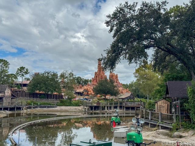 Magic Kingdom construction