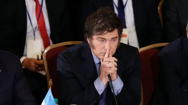 La imagen positiva del Presidente se ubica en el 39%, el nivel más bajo desde el inicio de su gestión.