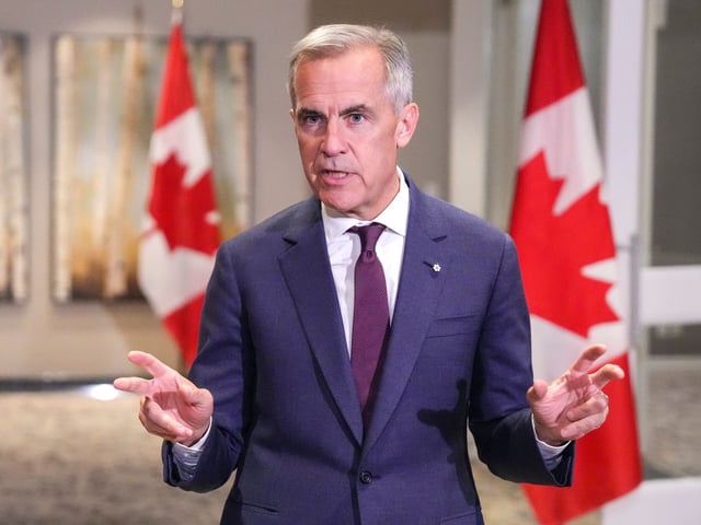 Kanadas Premierminister Mark Carney spricht während einer Pressekonferenz bei der Kabinettsklausur der Liberalen. (zu dpa: «Kanada erkennt Staat Palästina an»)