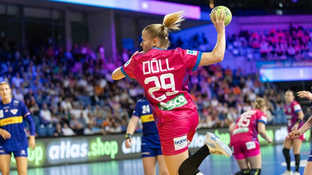 Abflug: DHB-Kapitänin Antje Döll