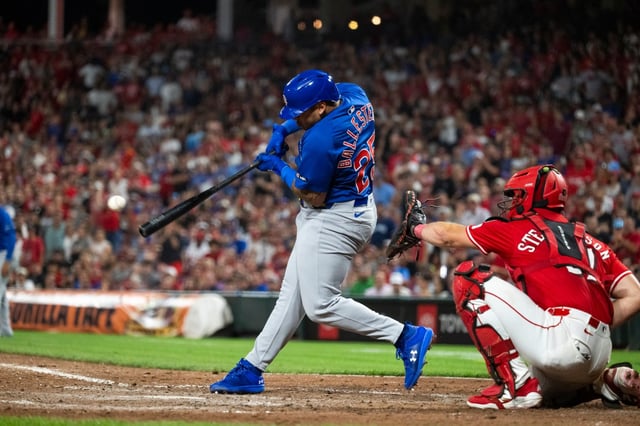 The Cubs' Moisés Ballesteros connects in the seventh inning against the Reds on Saturday, Sept. 20, 2025, in Cincinnati. (AP Photo/Michael Swensen)