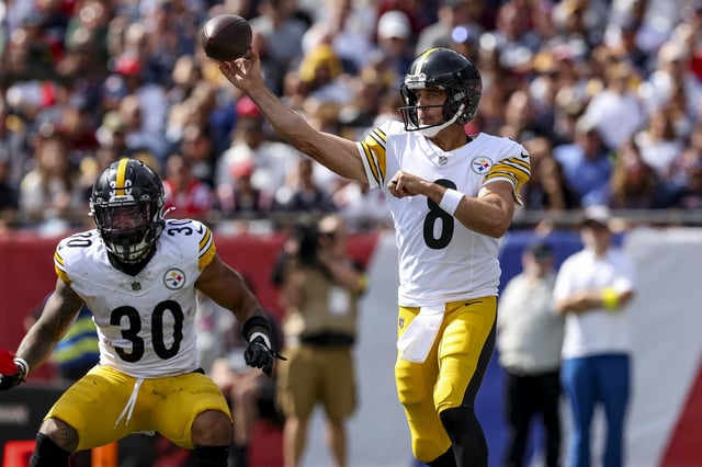 Sep 21, 2025; Foxborough, Massachusetts, USA; Pittsburgh Steelers quarterback Aaron Rodgers (8) makes a pass during the first quarter at Gillette Stadium. Mandatory Credit: Paul Rutherford-Imagn Images