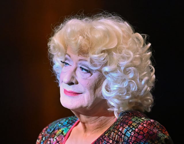 Lilo Wanders, alias Ernst-Johann „Ernie” Reinhardt, Schauspieler und Travestiekünstler.