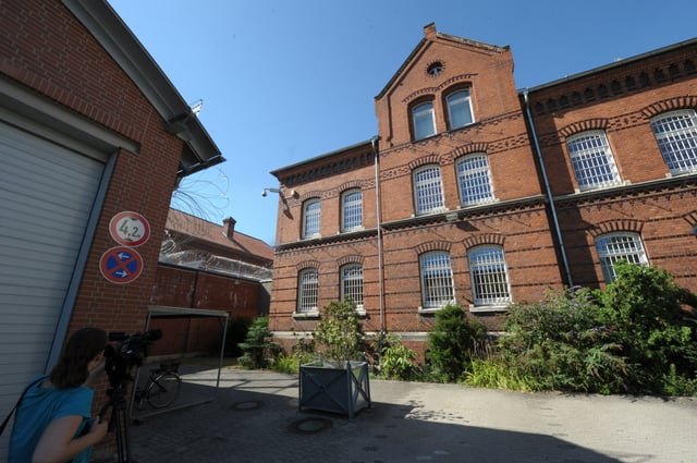 Das frühere Gefängnis Braunschweig-Rennelberg steht zum Verkauf (Archivfoto)