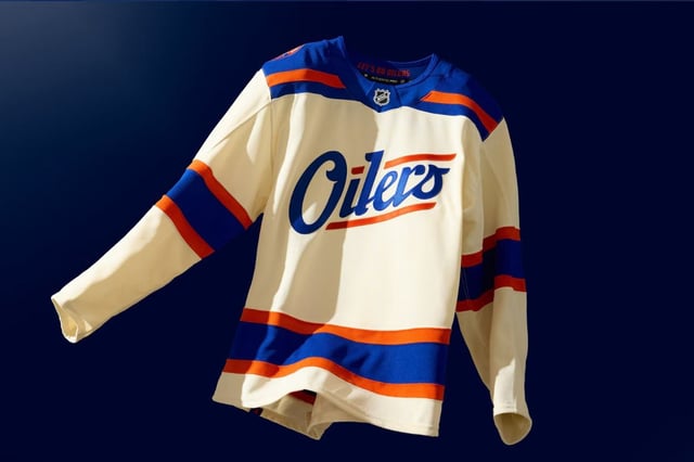 Edmonton Oilers alternate jersey (Photo credit: NHLShop)