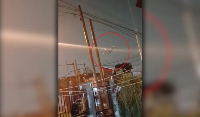 Un avión voló a baja altura y aterrizó de emergencia en Buenos Aires. (Gentileza 0221)