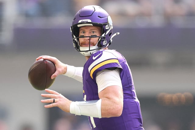 Carson Wentz #11 of the Minnesota Vikings throws a pass during the first quarter against the Cincinnati Bengals at U.S. Bank Stadium on September 21, 2025 in Minneapolis, Minnesota.