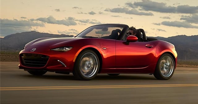 La Profeco encontró una falla en autos de la marca Mazda, modelos MX5, que podría ocasionar un accidente. Foto: Facebook Mazda México