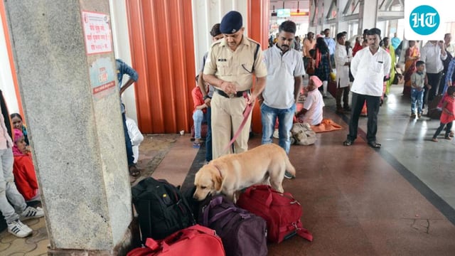 Pune, India - Nov. 1, 2019: Dog squad check the luggage of the passengers at Pune railway station, after RDX was found in an unknown luggage at Delhi airport in Pune, India, on Friday, November 1, 2019. (Photo by Shankar Narayan/HT PHOTO)