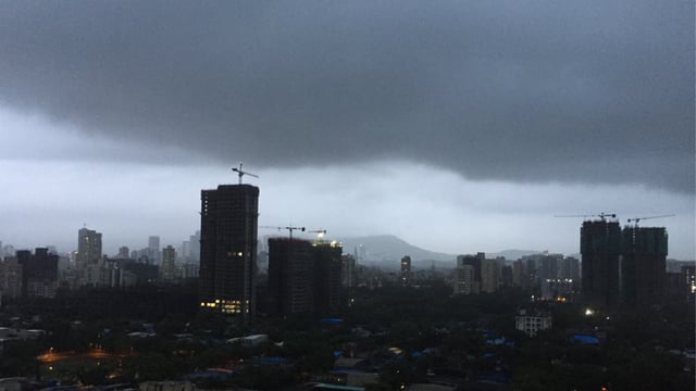 Mumbai Weather Today: Partly Cloudy Skies, Thunderstorms and Heavy Rain Expected Soon