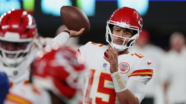 Sep 21, 2025; East Rutherford, New Jersey, USA; Kansas City Chiefs quarterback Patrick Mahomes (15) throws a pass against the New York Giants in the second quarter at MetLife Stadium. Mandatory Credit: Vincent Carchietta-Imagn Images