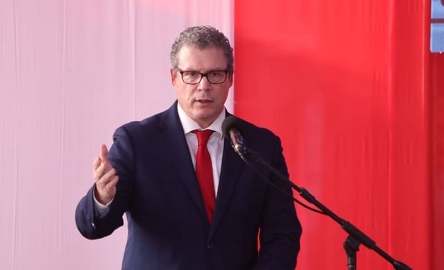 La gestión de Morgan Quero en el Ministerio de Educación destinó dinero de la caja chica a la compra camisas y galletas, según denunció "Cuarto Poder". (Foto: Minedu)