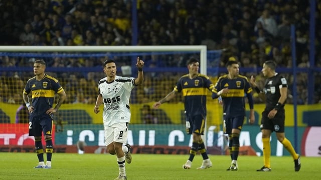 Iván Gómez estampó el 2-2 final. Foto: Maxi Failla.