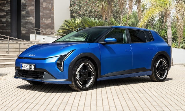 Die Ladeleistung ist mit maximal 128 kW nicht revolutionär, aber konkurrenzfähig. Auffällig hoch fällt die Reichweite von bis zu 625 km aus.