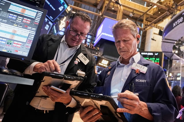 While the Fed balances a weakening labor market and stubborn inflation, investors are cheering the prospect of a rate-cutting cycle.