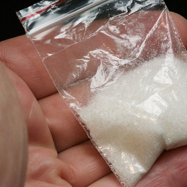 Un sachet contenant de la cocaïne.