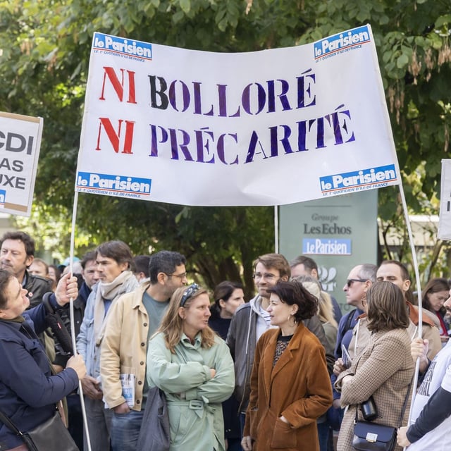 Des salariés du groupe "Le Parisien/Aujourd'hui en France", le 22 septembre 2025, à Paris.