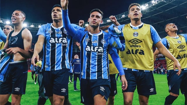 Erick Noriega juega su primera temporada en Gremio.